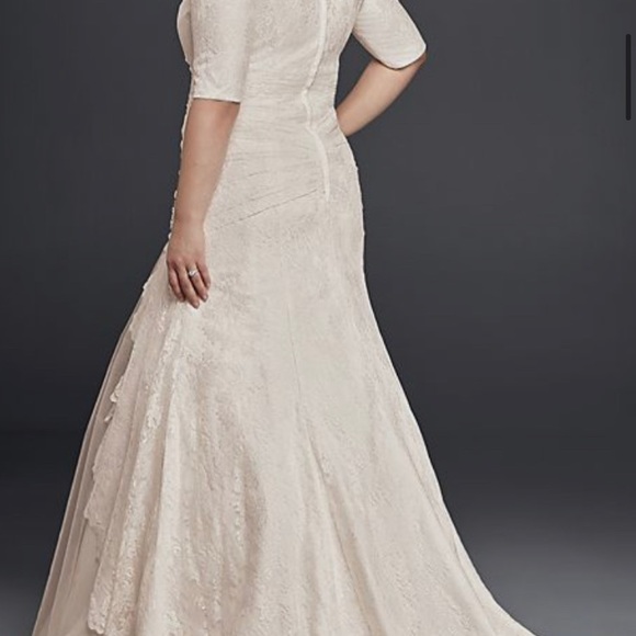 Wedding dress - Picture 5 of 6